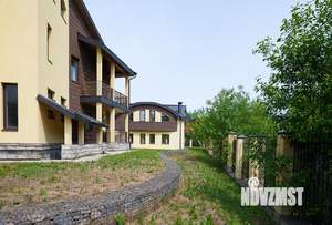 Коттедж 1252м², 4-этажный, участок 30 сот.