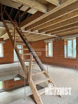 Таунхаус 192м², 3-этажный, участок 7 сот.