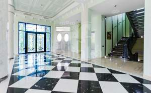 Дом 900м², 2-этажный, участок 0 сот.