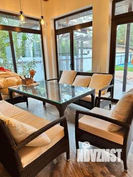 Коттедж 524м², 3-этажный, участок 12 сот.