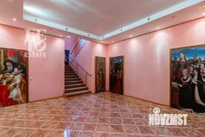 Коттедж 539м², 2-этажный, участок 15 сот.