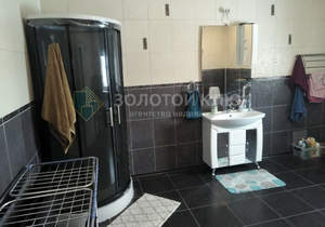 Дом 614м², 3-этажный, участок 12 сот.