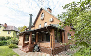 Дом 350м², 2-этажный, участок 8 сот.