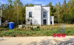 Дом 218м², 2-этажный, участок 9 сот.