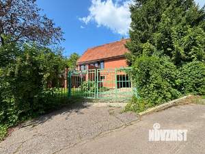 Дом 225м², 3-этажный, участок 59 сот.