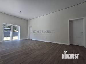 Дом 139м², 1-этажный, участок 6 сот.