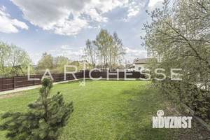 Дом 286м², 2-этажный, участок 11 сот.