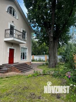 Таунхаус 270м², 3-этажный, участок 6 сот.