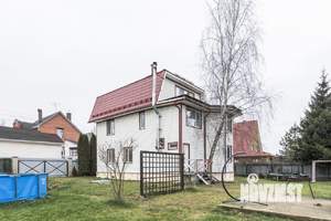 Дом 200м², 3-этажный, участок 8 сот.