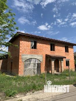 Дом 246м², 2-этажный, участок 9 сот.