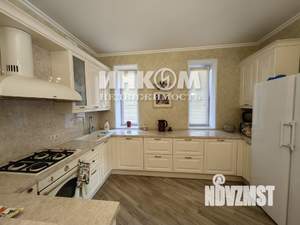 Таунхаус 295м², 4-этажный, участок 5 сот.