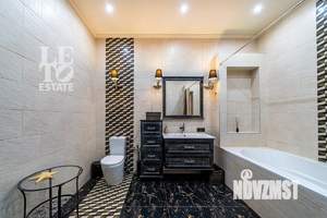 Дом 699м², 4-этажный, участок 10 сот.