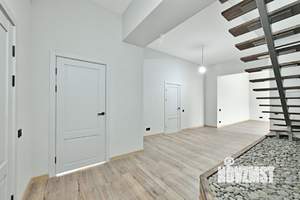 Коттедж 280м², 2-этажный, участок 8 сот.