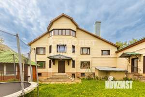 Дом 943м², 4-этажный, участок 12 сот.