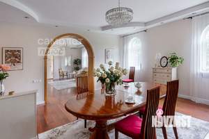 Коттедж 450м², 3-этажный, участок 9 сот.