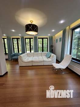 Дом 503м², 3-этажный, участок 42 сот.