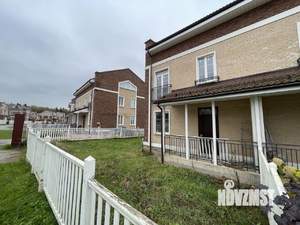 Таунхаус 172м², 3-этажный, участок 4 сот.