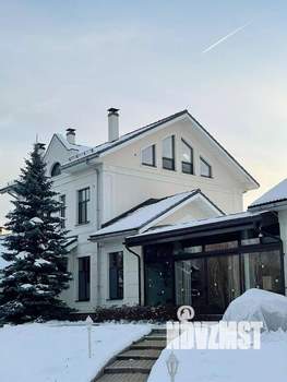 Коттедж 1300м², 3-этажный, участок 60 сот.