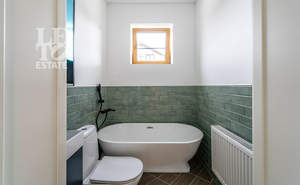 Дом 205м², 2-этажный, участок 11 сот.