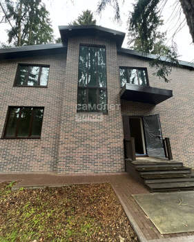 Дом 285м², 2-этажный, участок 11 сот.