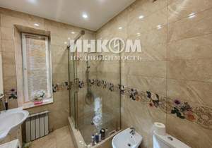 Дом 295м², 4-этажный, участок 5 сот.