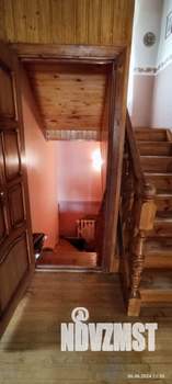 Дом 393м², 3-этажный, участок 10 сот.