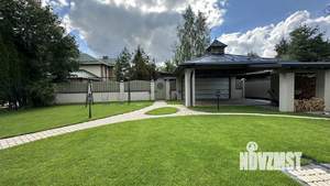 Дом 272м², 2-этажный, участок 8 сот.