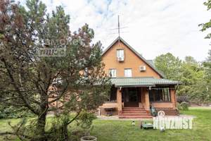 Дом 350м², 2-этажный, участок 8 сот.