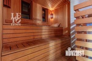 Дом 198м², 2-этажный, участок 8 сот.