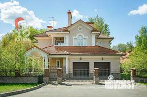 Дом 495м², 3-этажный, участок 22 сот.