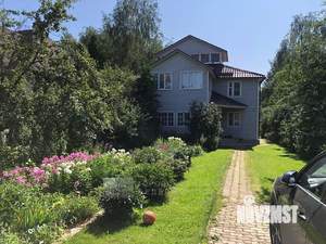 Дом 240м², 3-этажный, участок 11 сот.