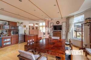 Дом 500м², 2-этажный, участок 18 сот.