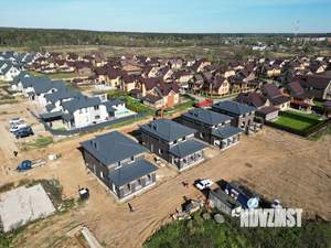 Коттедж 212м², 2-этажный, участок 6 сот.