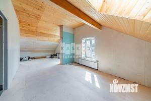 Таунхаус 130м², 3-этажный, участок 4 сот.