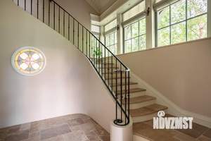 Коттедж 326м², 2-этажный, участок 8 сот.