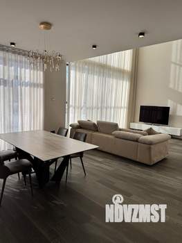 Коттедж 344м², 3-этажный, участок 8 сот.