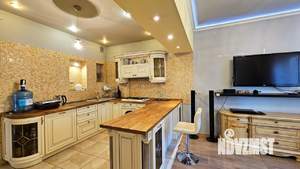 Дом 360м², 4-этажный, участок 10 сот.