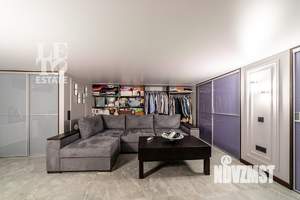 Дом 164м², 5-этажный, участок 2 сот.