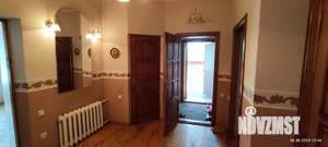 Дом 393м², 3-этажный, участок 10 сот.