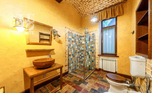 Дом 980м², 4-этажный, участок 61 сот.