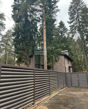 Дом 285м², 2-этажный, участок 11 сот.