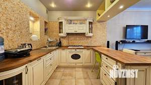 Дом 360м², 4-этажный, участок 10 сот.