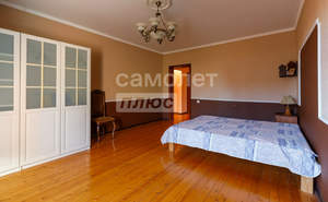 Дом 500м², 3-этажный, участок 30 сот.