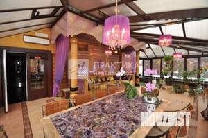 Дом 400м², 2-этажный, участок 15 сот.