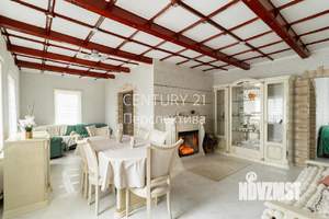 Дом 210м², 3-этажный, участок 16 сот.