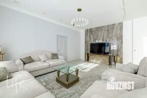 Коттедж 400м², 2-этажный, на длительный срок, 