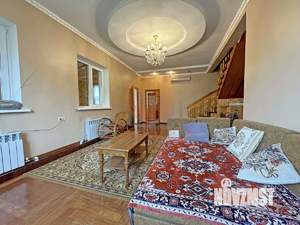 Дом 270м², 2-этажный, на длительный срок, 