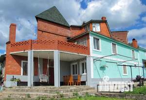 Дом 350м&sup2;, 3-этажный, посуточно, 