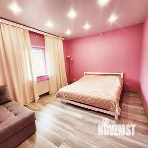 Дом 300м², 2-этажный, посуточно, 