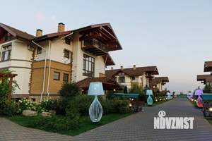 Коттедж 400м², 4-этажный, на длительный срок, 